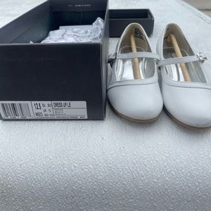 Girls LEATHER dress shoes NWT